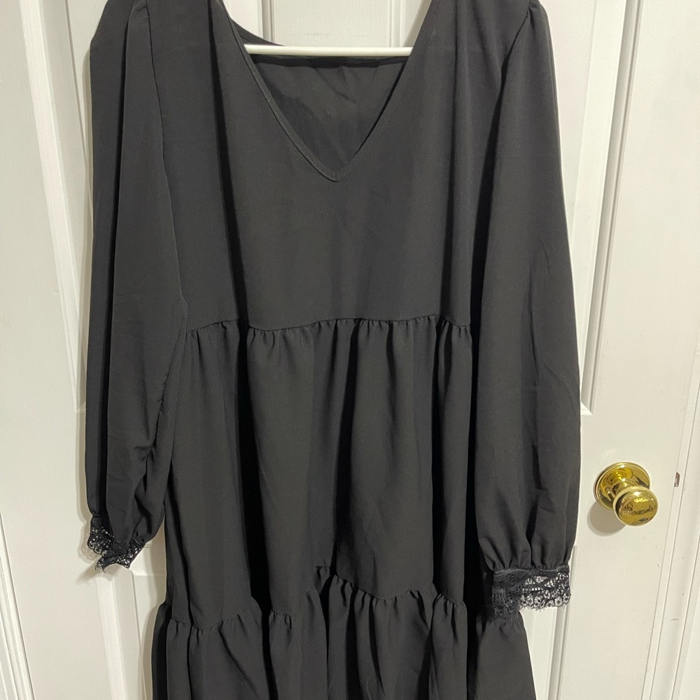 Solid Ruffle Hem Contrast Lace V Neck Dress